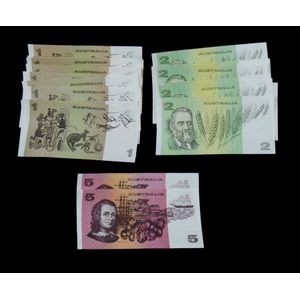 Various Australian banknotes, including 7 x $2 (1 pr…