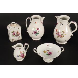 Five pieces of 18th century Alt Wien porcelain, comprising…