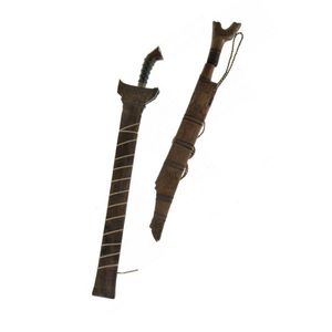 Two Keris. Mindanao keris with flamboyant blade (length 71 cm);&hellip;