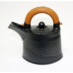 Chris Weaver, iron series black glazed porcelain teapot, with&hellip;