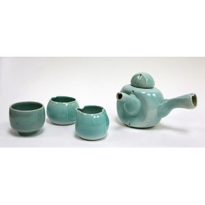 Chris Weaver, porcelain teapot and three cups, (one cup&hellip;