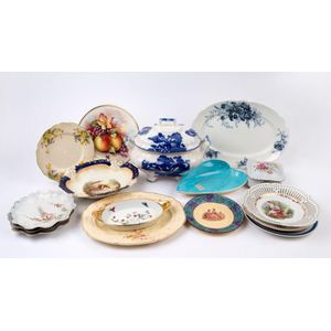 Porcelain plates, dishes, jewel box, meat platters and tureen,…