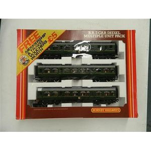 Hornby B.R. 3-car Diesel Train Set - Railway Trains And Trams - Toys ...