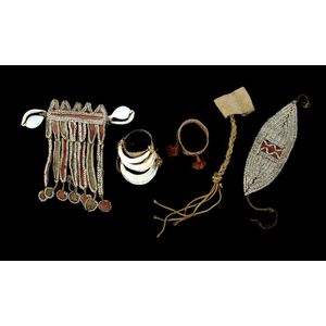 Papua New Guinea body ornaments. Including fofana; Asmat…