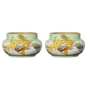 A pair of Royal Doulton bowls, cream and pale green ground,&hellip;