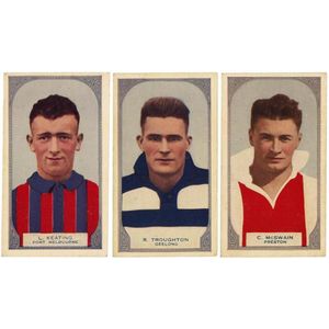 1933 Hoadleys 'Victorian Footballers' (numbered 51-100, text at…