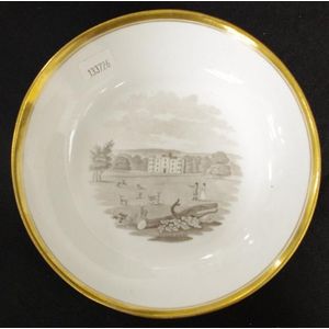 Hand-painted Spode saucer with Estate scene - Spode/Copeland - Ceramics