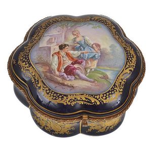 A French porcelain gilt metal mounted jewellery casket 20th…