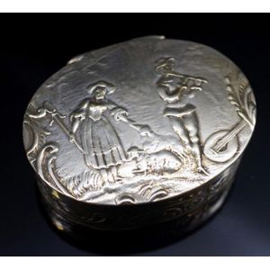 19th century. Hanau silver box marked Gebruder Dingeldein.…