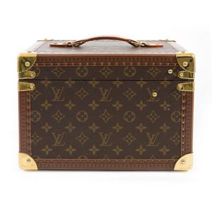 Mid-20th Century Louis Vuitton Train Case Vanity Travel Make Up Box at  1stDibs