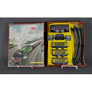 Mettoy Railways passenger train set. Hurricane clockwork…
