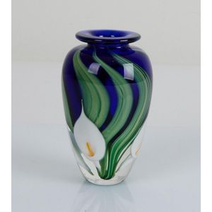 A Peter Raos art glass vase, Calla lily design on a vibrant…