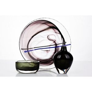 Vintage glass vases by Kosta Boda, Sweden - price guide and values