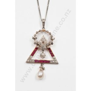14ct Art Deco ruby and diamond pendant, triangle set with 14 ...