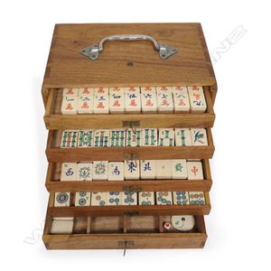 Antique Chinese Mahjong Game Set in Fitted Locking Leather Case with Key