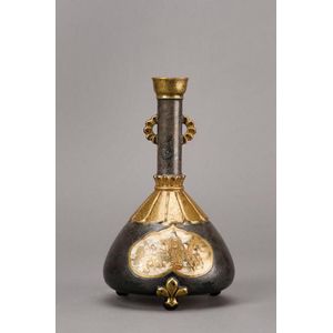 Antique Brass Powder Flask - 5 For Sale on 1stDibs