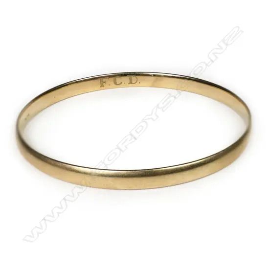 Domed Bangle, Gold main image 0