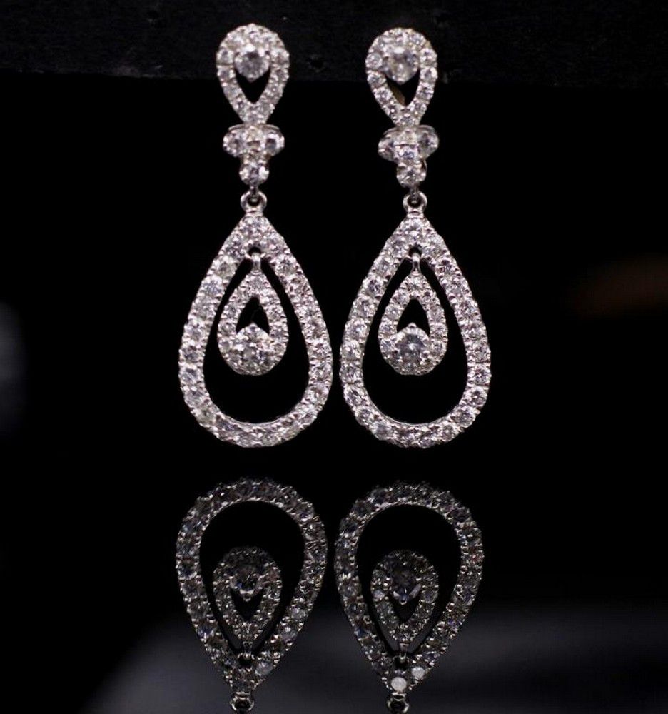 Diamond Swinging Drop Earrings in White Gold - Earrings - Jewellery