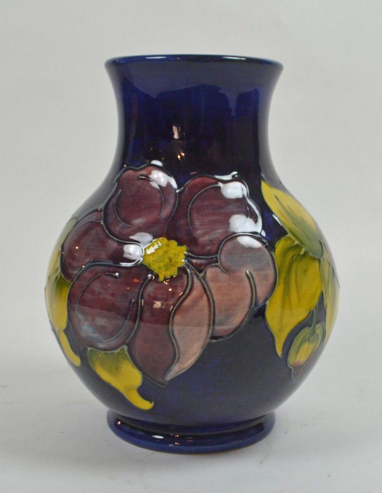 Limited Edition Moorcroft Hibiscus Vase (83/200) - Moorcroft - Ceramics