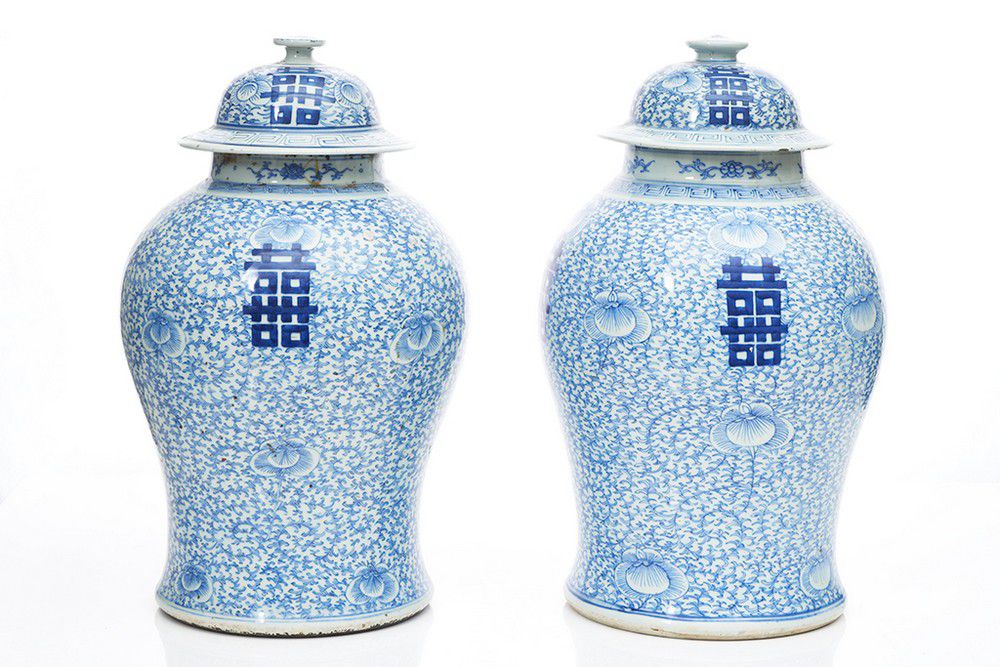 Chinese Blue And White Lotus Vases (Pair) - Ceramics - Chinese - Oriental