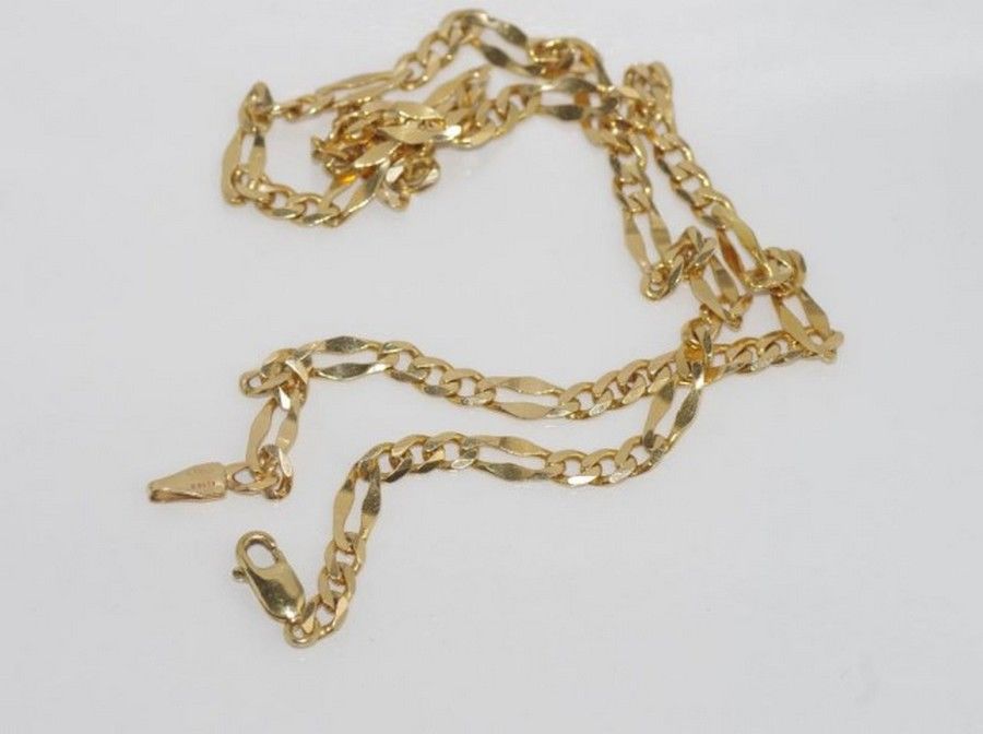 Fine 9ct gold chain, weight: approx 1.58 grams, size: approx 45 ...