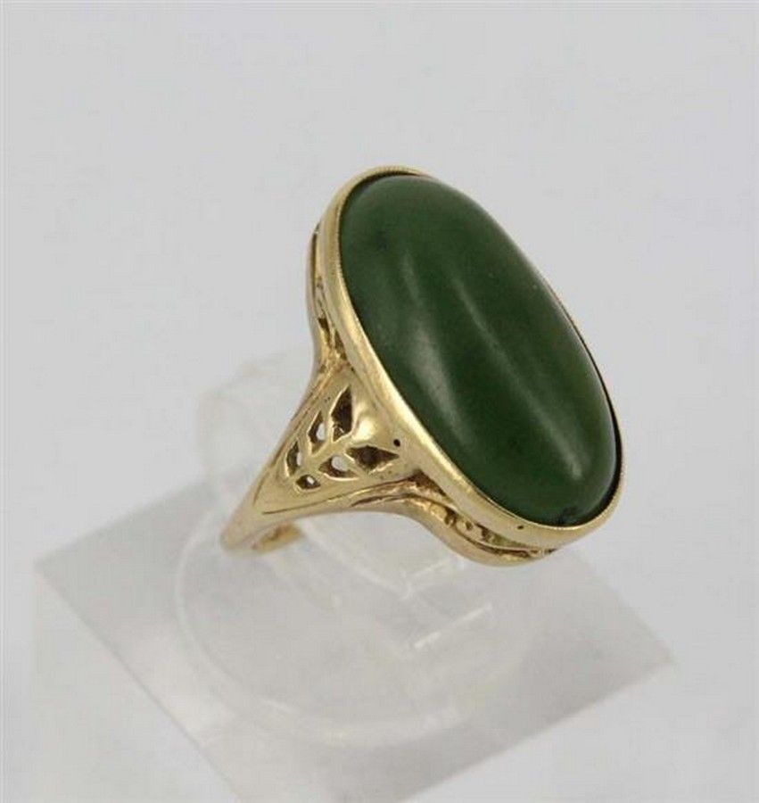 Vintage 15ct Gold Nephrite Ring in Open Pierced Setting - Rings - Jewellery