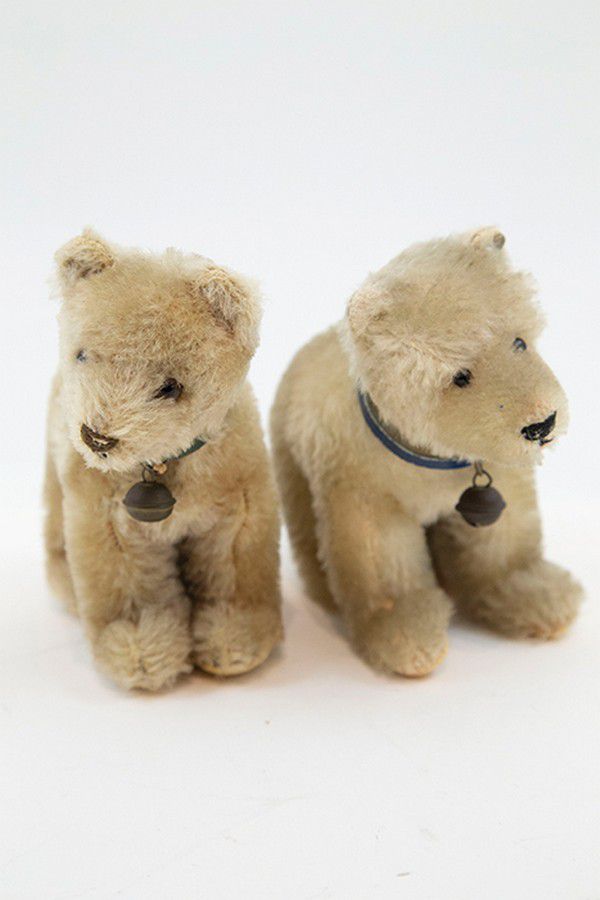 Vintage Steiff Teddy Bear, standing on all four, mohair plush… - Teddy Bears  - Dolls, Puppets and Soft Toys