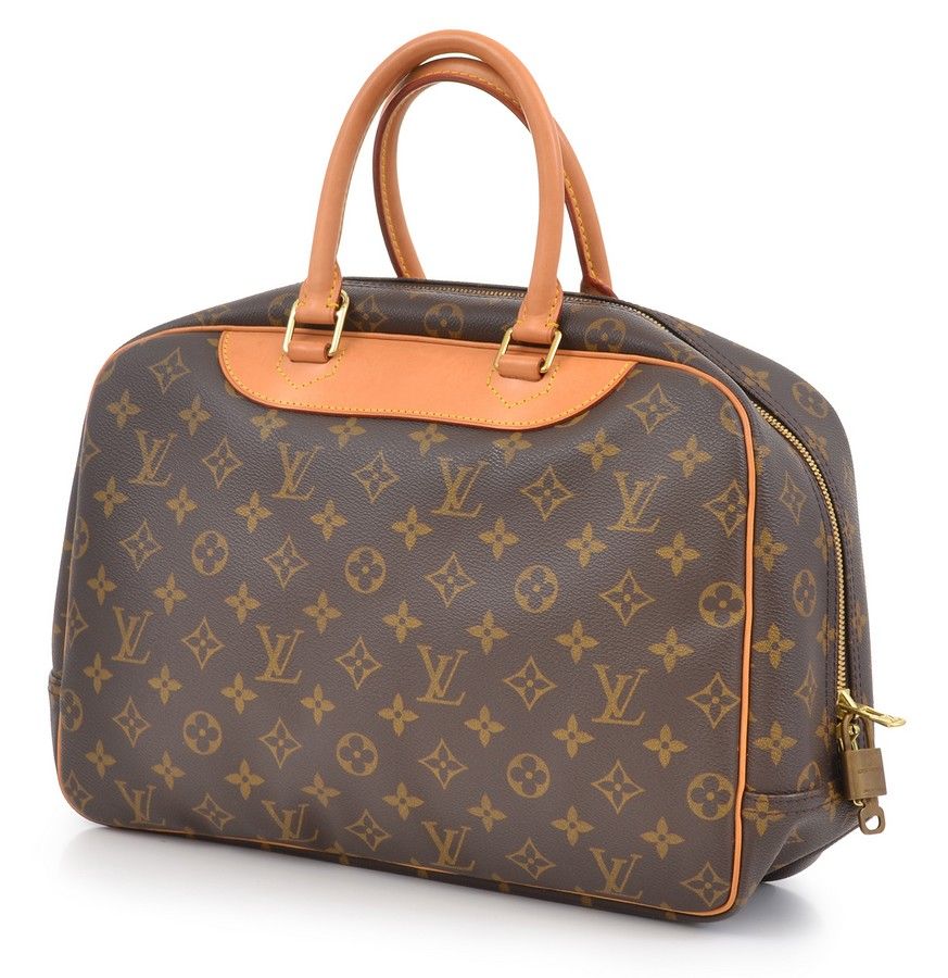 LV Deauville Beauty Case with Monogram Canvas and Leather Trim ...