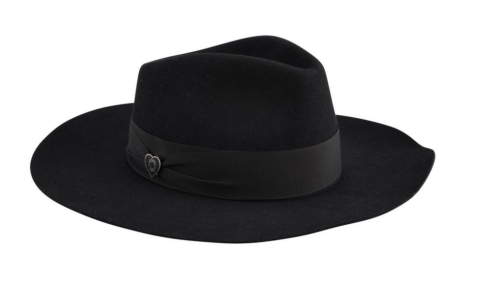 Hermes, Chapeau Femme Faubourg love, styled in black lapin felt ...