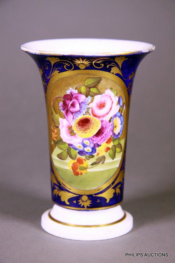 Derby spill vase with gilded floral medallion, 1820 - Derby (but not ...