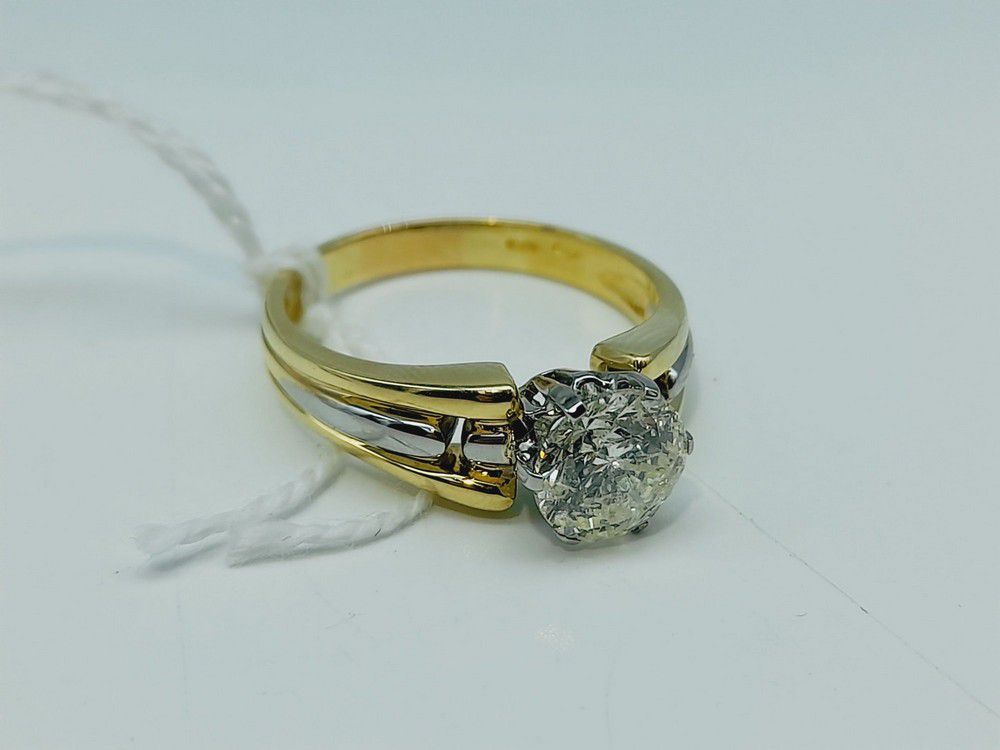 18ct yellow and white gold light yellow diamond solitaire ring ...