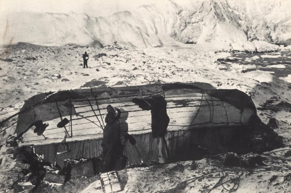 Expedition Men Surviving Under Boats on Elephant Island - Photographs ...