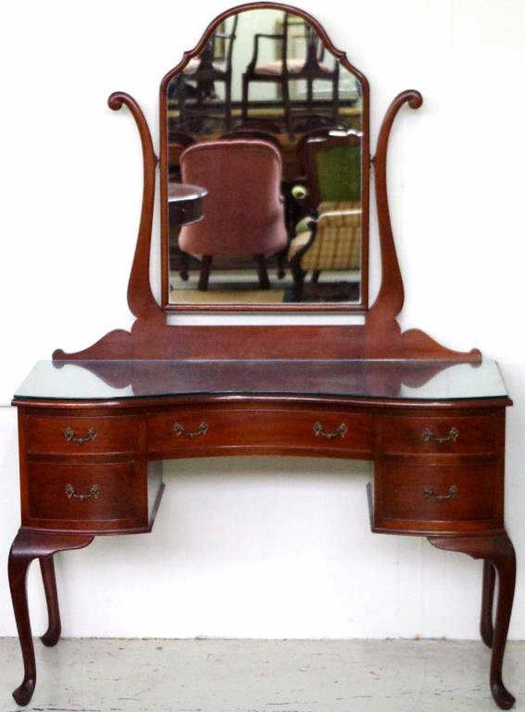 Vintage GlassTop Dressing Table 153cm Height Dressing Tables