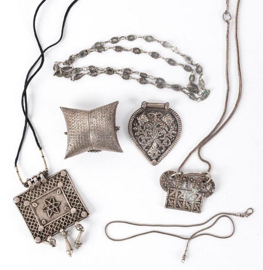 Eastern Silver Pendants and Necklaces Collection - Zother - Oriental