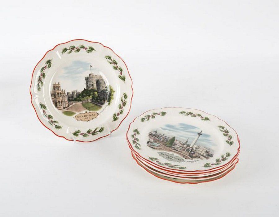 Wedgwood Christmas Plates Set (6) 21 cm Diameter Wedgwood Ceramics