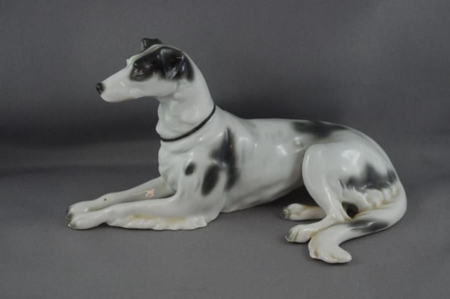 Wallendorf dog figurine, 21 cm wide - zOther - German - Ceramics