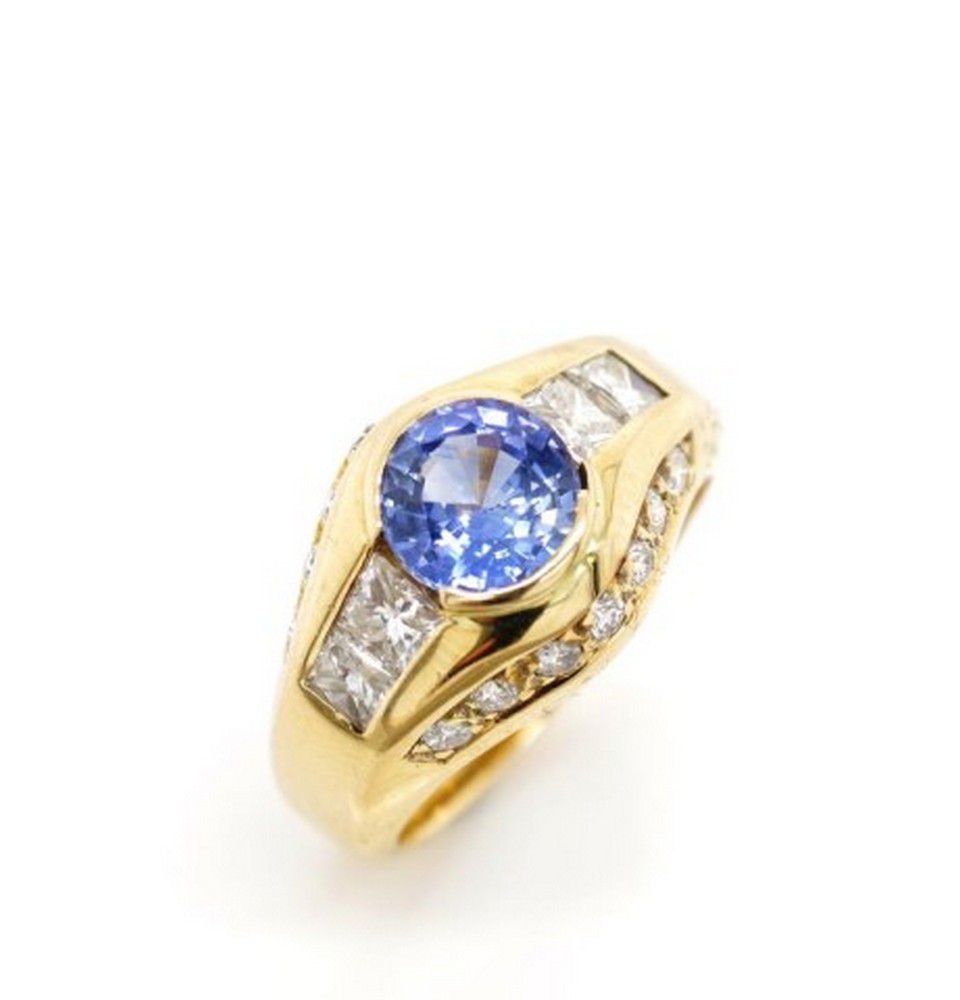 18ct Yellow Gold Sapphire & Diamond Ring - Size N - Rings - Jewellery