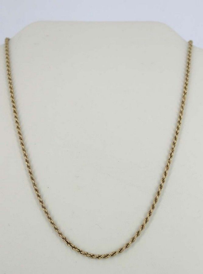 18ct Twisted Gold Rope Chain, 40cm Length, 8.5g Weight - Necklace/Chain ...