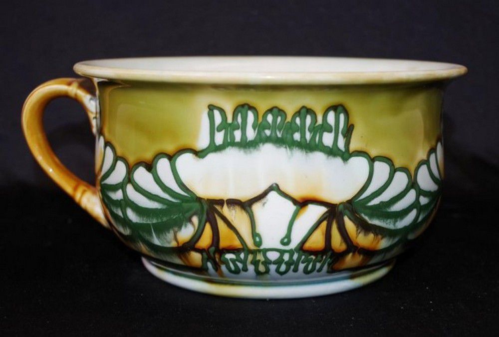 Minton Secessionist Ceramic Chamber Pot 37, 23cm Diameter Minton
