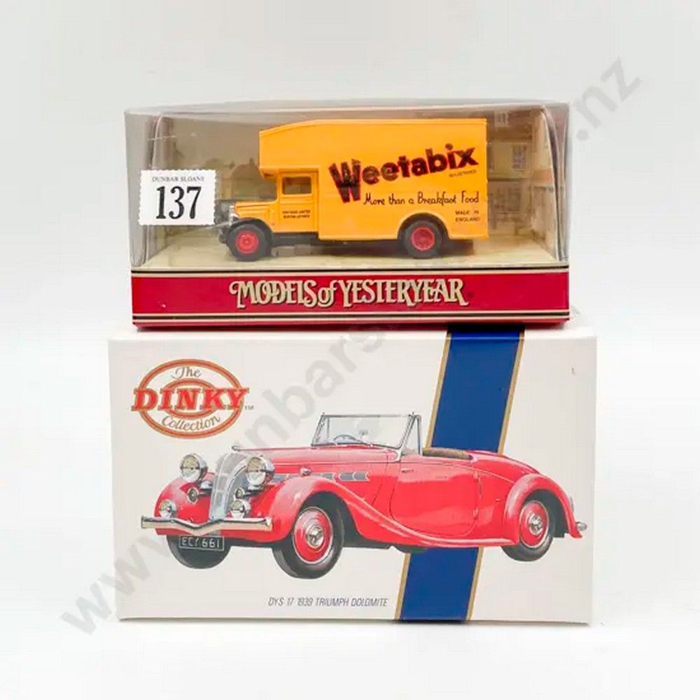 Triumph Model of Yesteryear Window Picture Boxed Dinky Collection ...