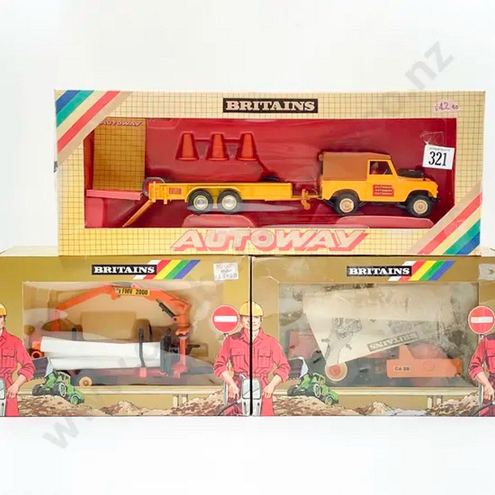 Britains Autoway Land-Rover Low Loader and Dynapac Road Roller - Zother ...