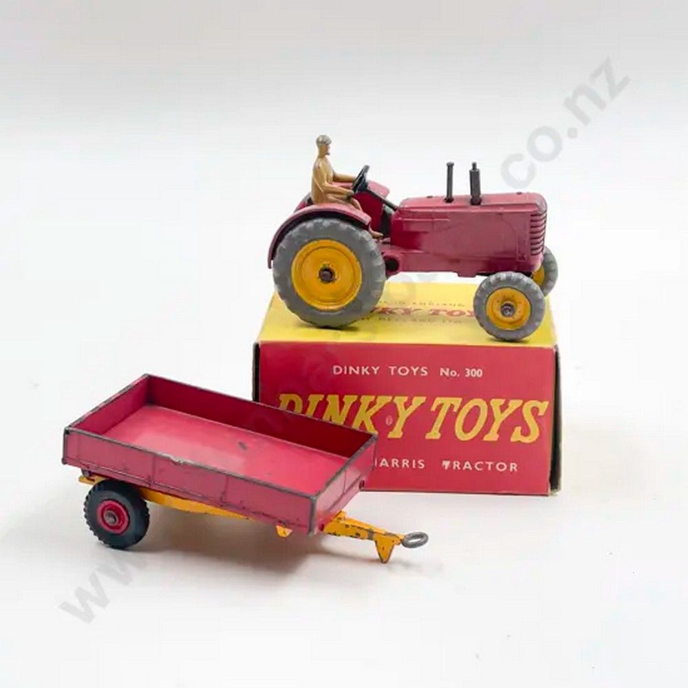 Dinky Toys 27A Tracteur Massey Harris Rouge, Boîte Revendeur, Rare