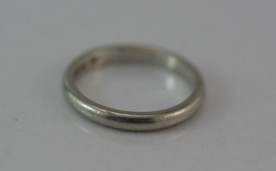 Bulgari Platinum Ring, Size 6, 4.7g - Rings - Jewellery