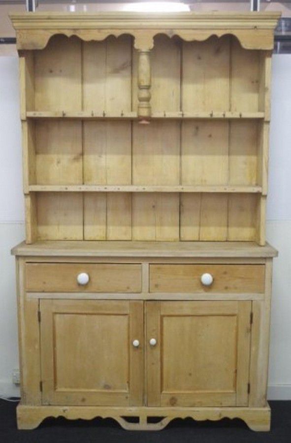 Antique Pine Welsh Dresser With Open Shelves Above 2 Drawers