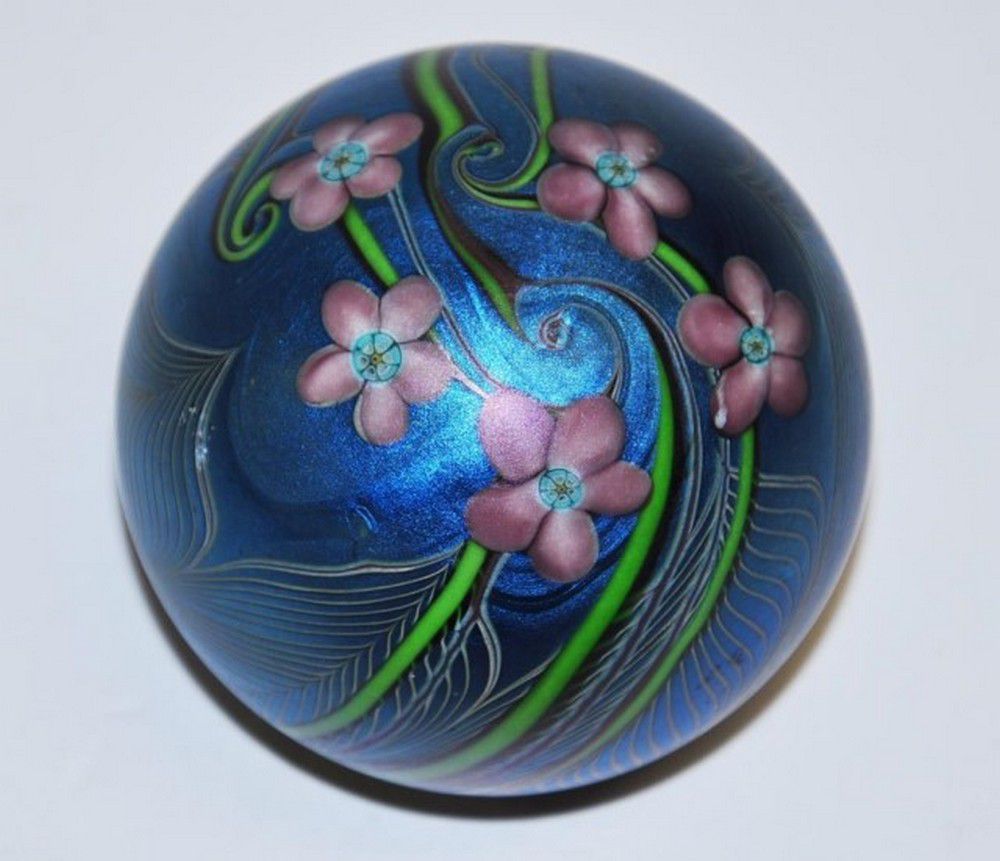 orient and flume paperweight chinese