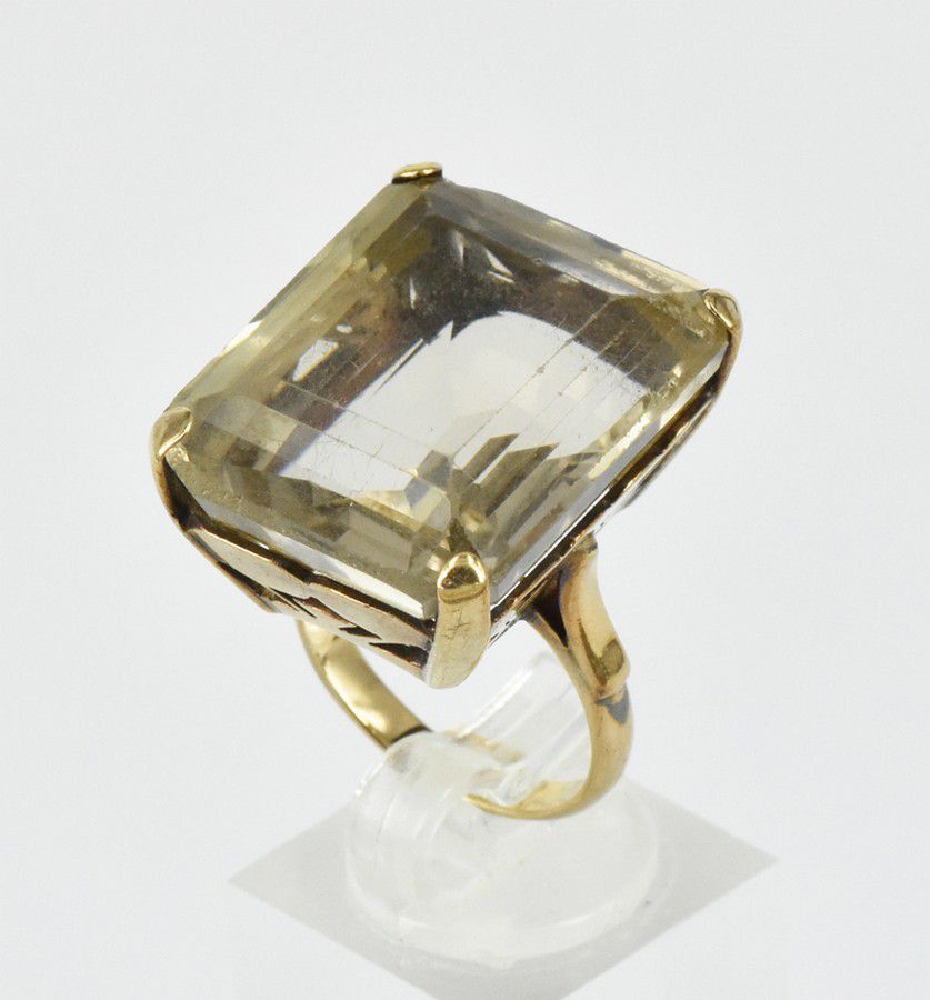 43ct Smoky Quartz Ring in 9ct Gold - Rings - Jewellery