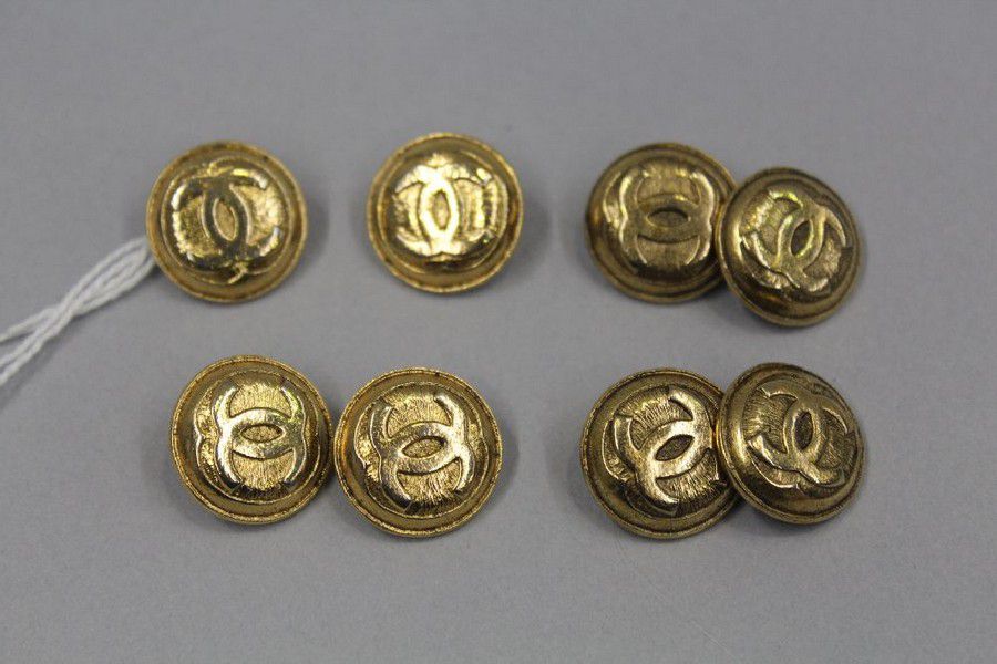 Chanel Button Set (8) - Buttons - Costume & Dressing Accessories