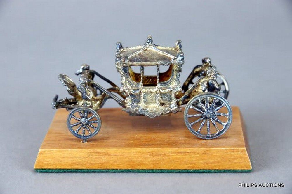 A Silver Jubilee Silver Gilt Royal State Coach Ornament 1977 Commemorative Zother 