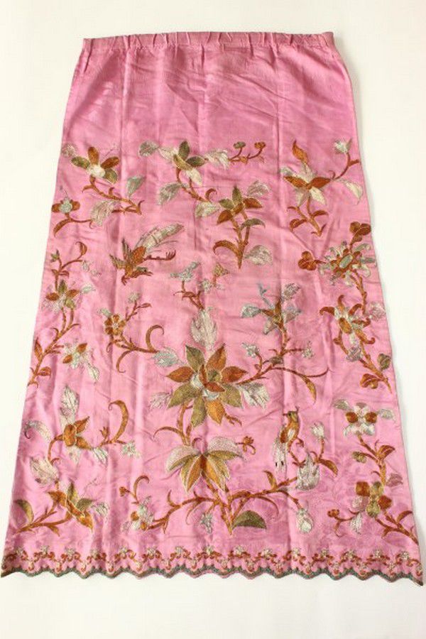 Phoenix and Flower Embroidered Silk Skirt - Textiles & Costume - Oriental