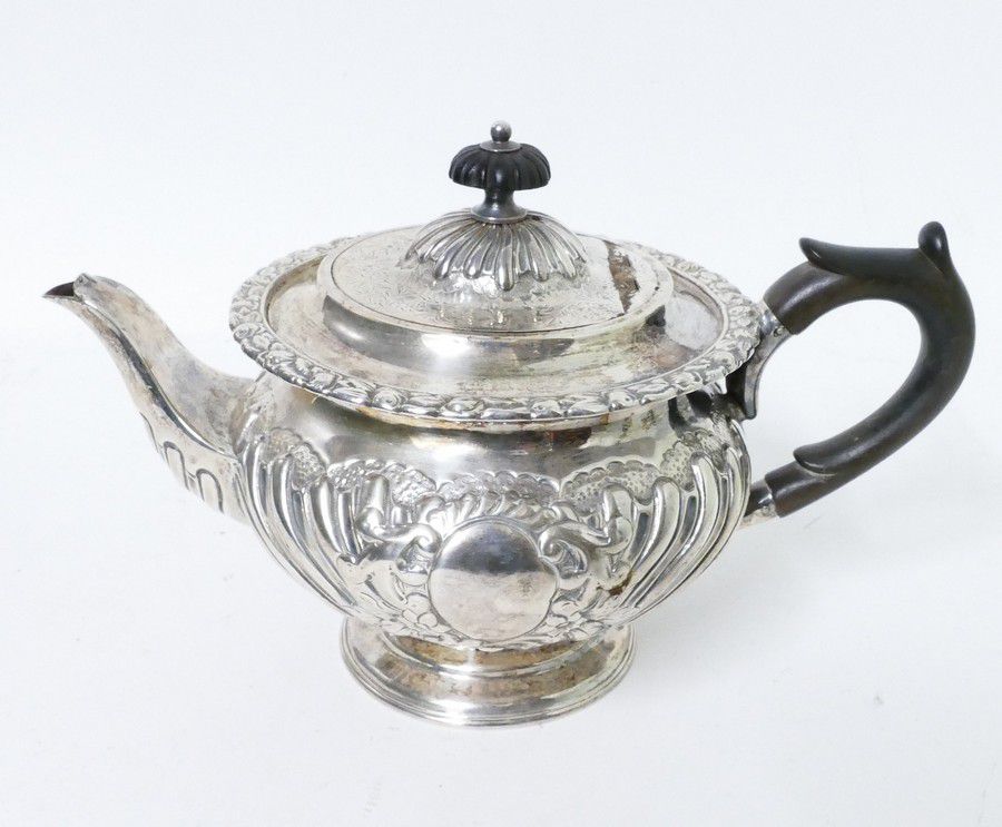 Victorian Trading Co Resplendent Tea Tipper Silver Teapot